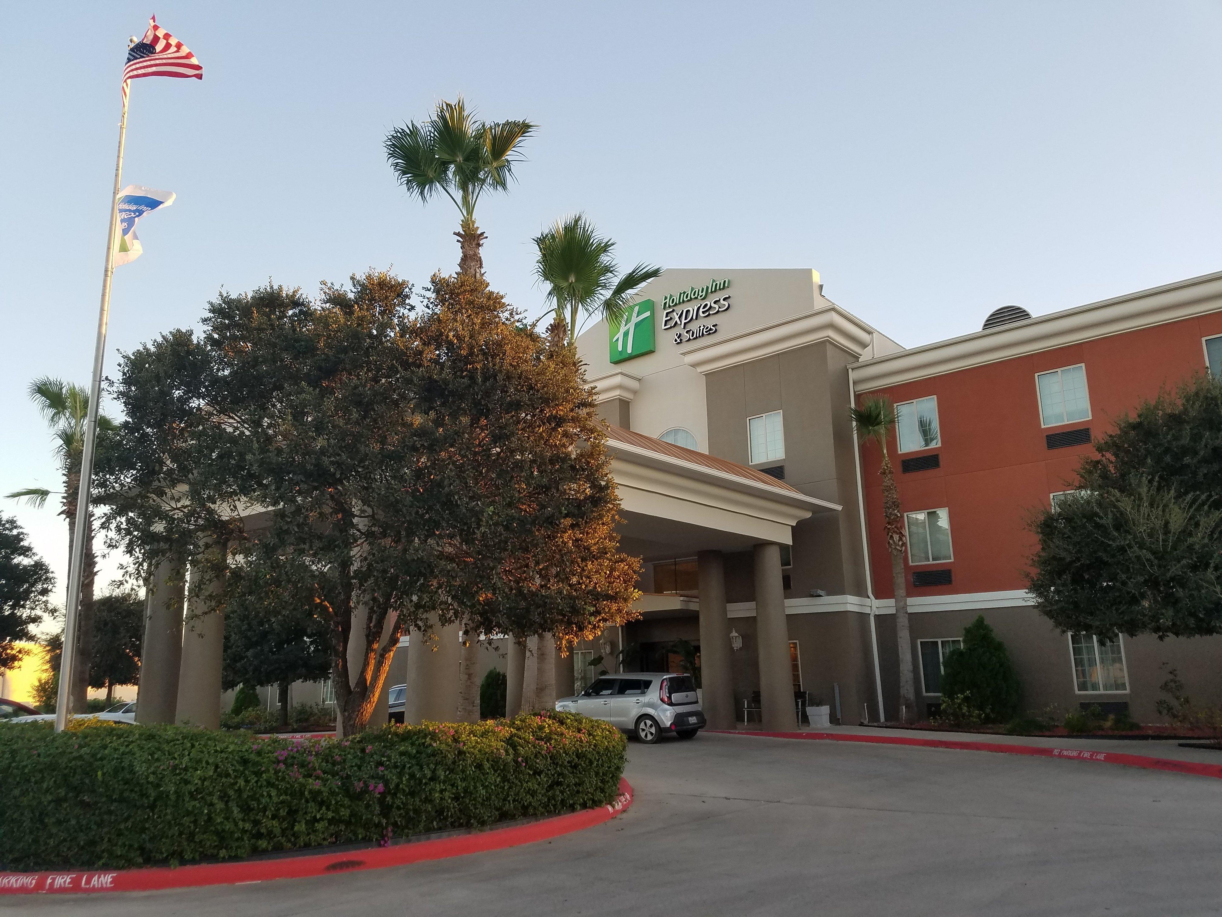 Holiday Inn Express Hotel & Suites Rio Grande City, An Ihg Hotel Exterior photo